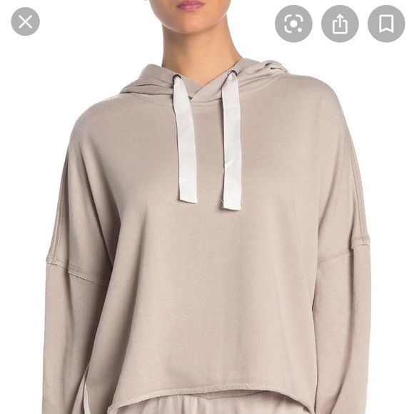 Betsey Johnson Tops - Betsey Johnson Size XL Raw Edge Cropped Hooded Sweatshirt